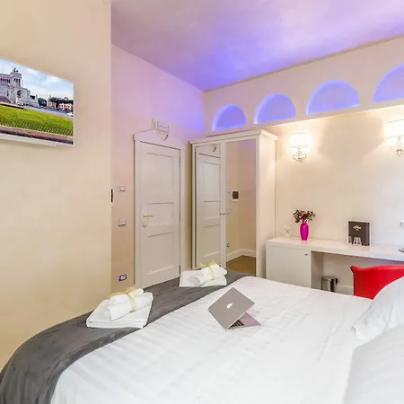 Hotel Luxury Piazza Venezia Rome