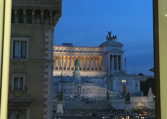 Luxury Piazza Venezia Hotel Rome