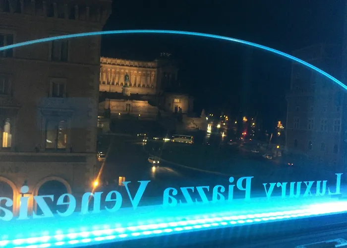 Luxury Piazza Venezia Hotel 3*