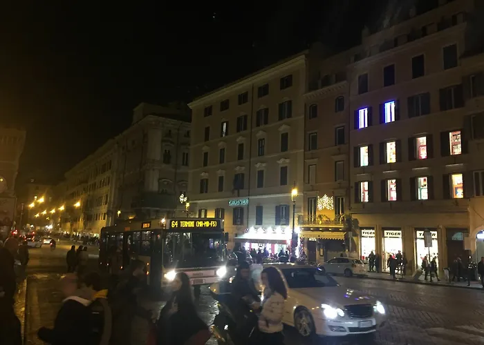 Luxury Piazza Venezia Hotel