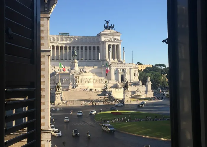 Luxury Piazza Venezia Hotel 3*