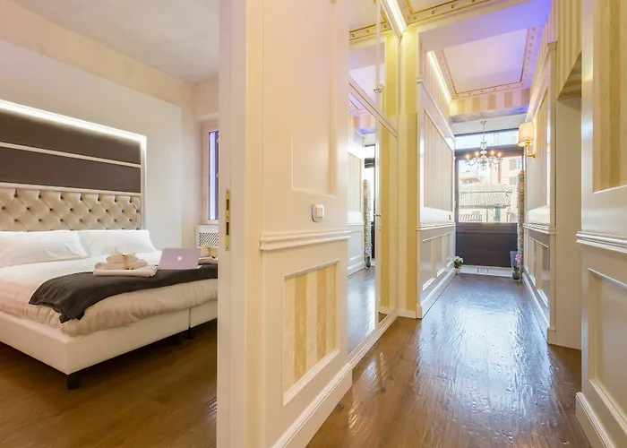 Luxury Piazza Venezia 3*