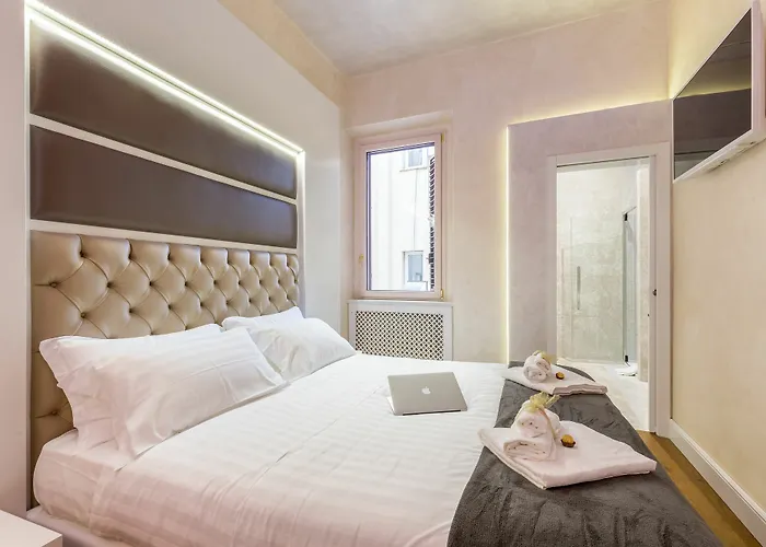 Luxury Piazza Venezia 3*