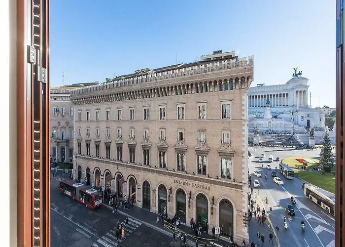 Luxury Piazza Venezia 3* ローマ